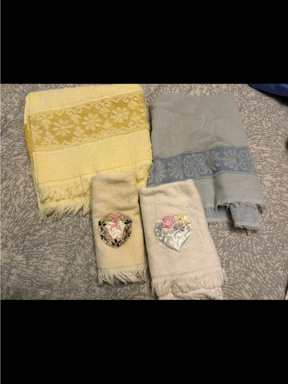 4 Vintage Cannon style Patterned yellow blue Bath hand Towels embroidered